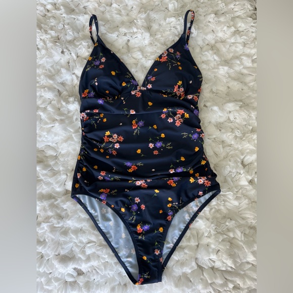 NWT Women's Bright Day Shirring One Piece Swimsuit SIZE MEDIUM - Picture 6 of 17